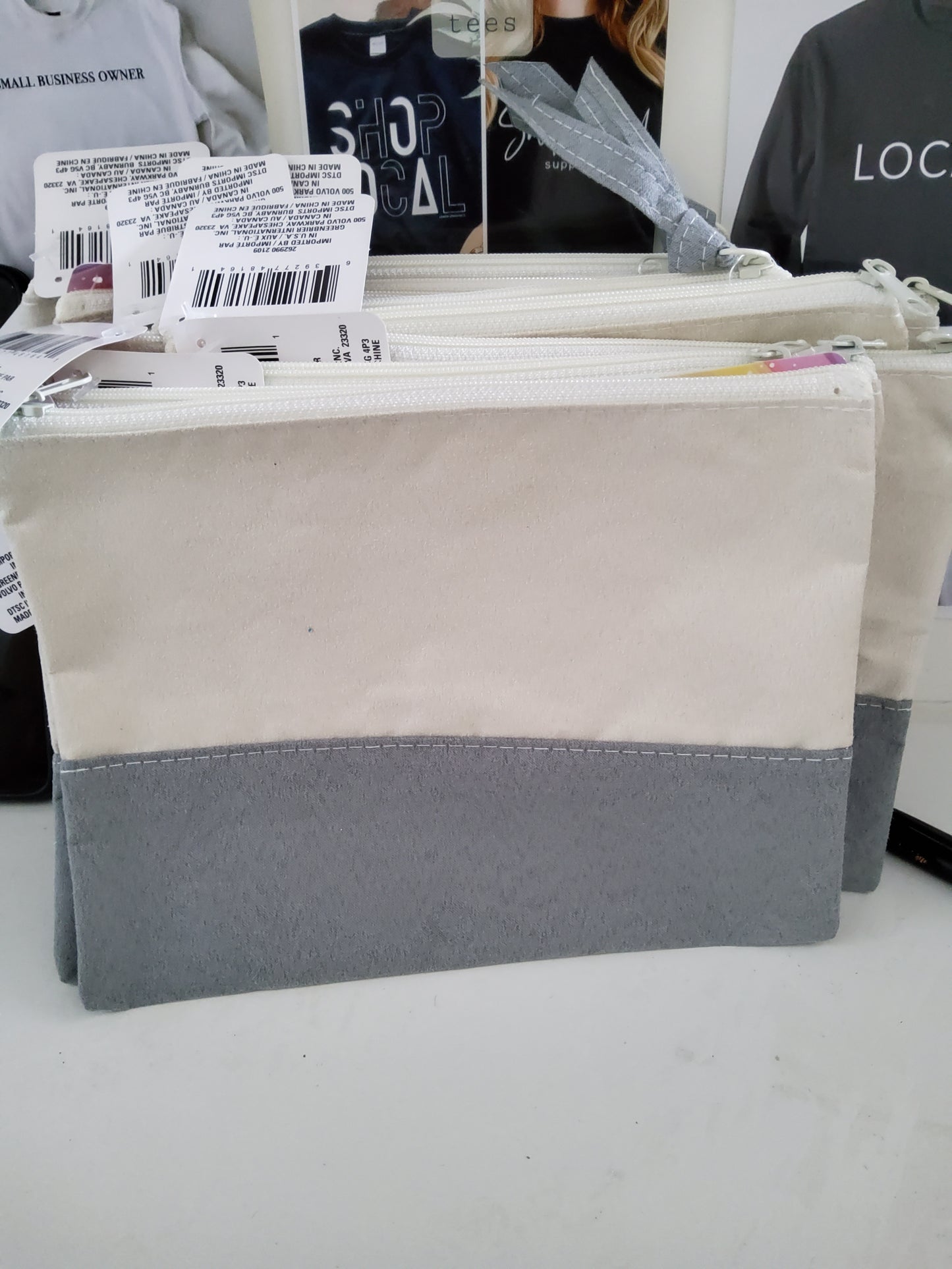 Cosmetic bag