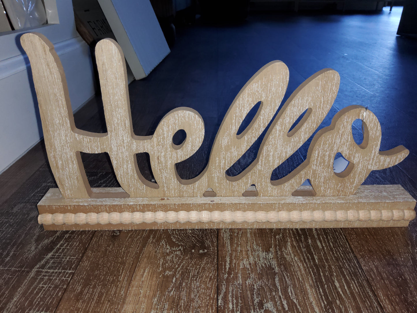 Home & Hello Sign